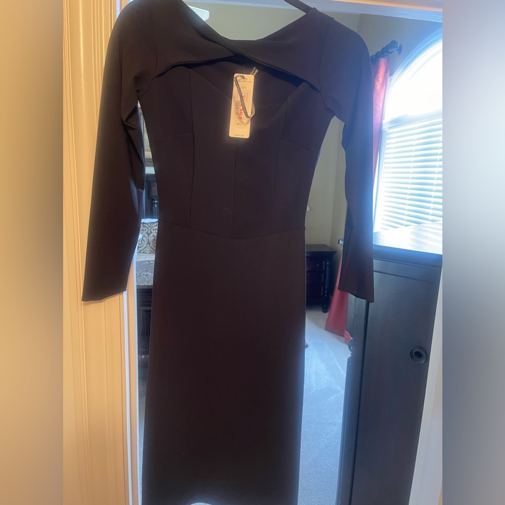 La Petite Robe knee length dress
